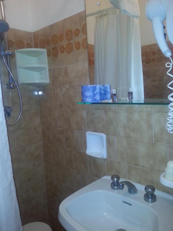 Hotel Villa Delle Fonti Ріоло-Терме Номер фото