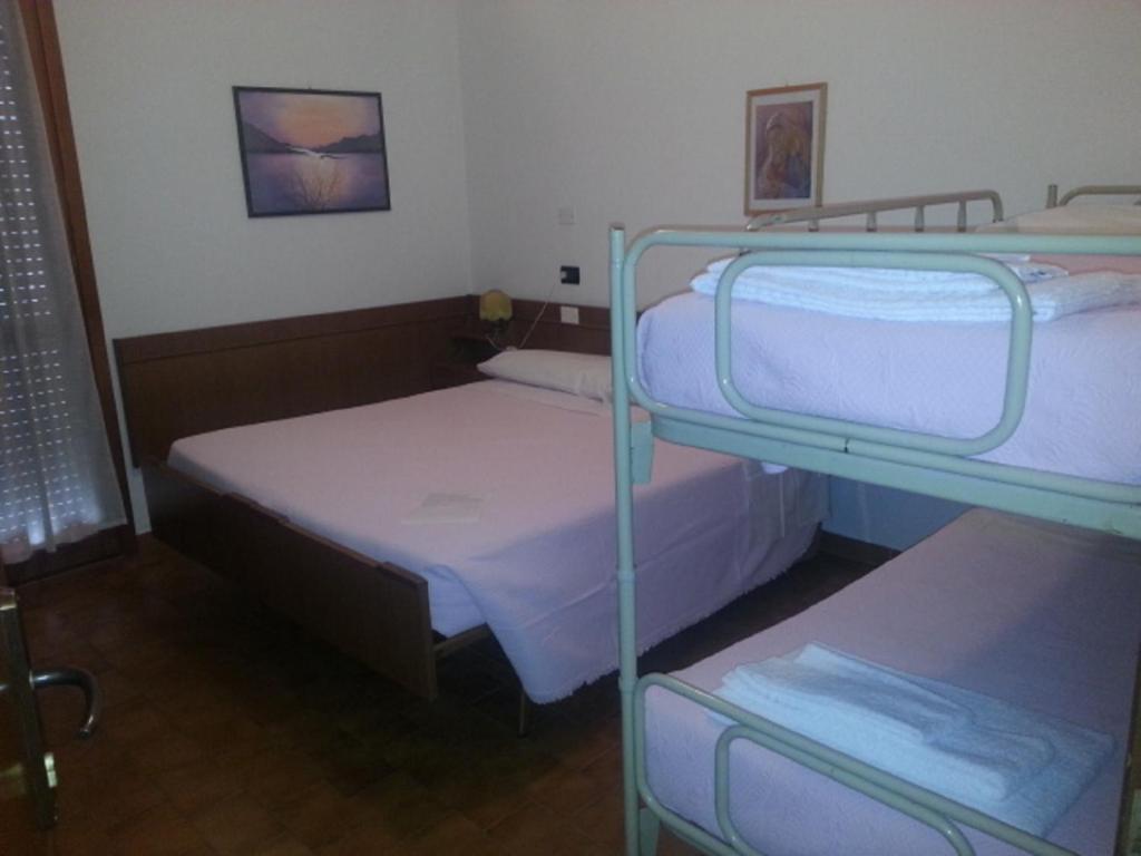 Hotel Villa Delle Fonti Ріоло-Терме Номер фото