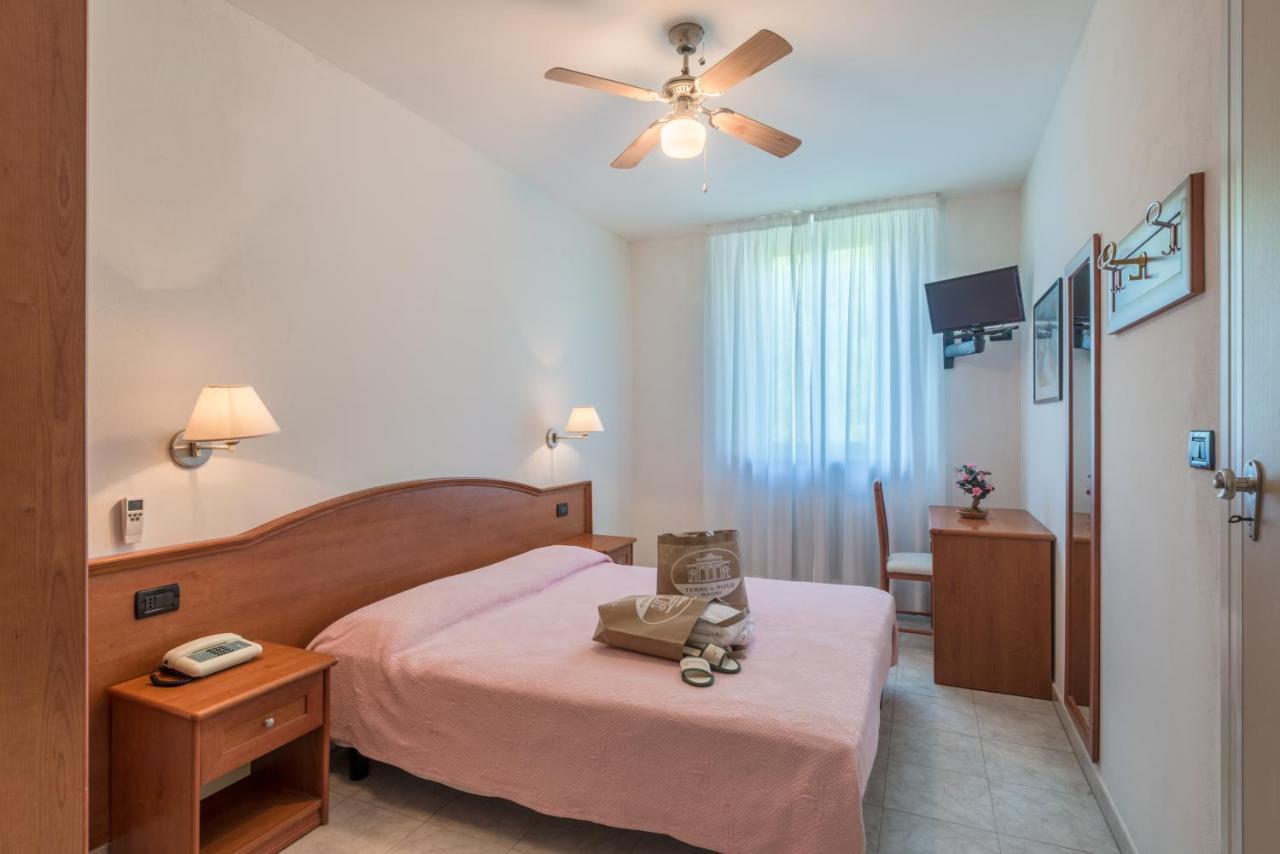 Hotel Villa Delle Fonti Ріоло-Терме Екстер'єр фото