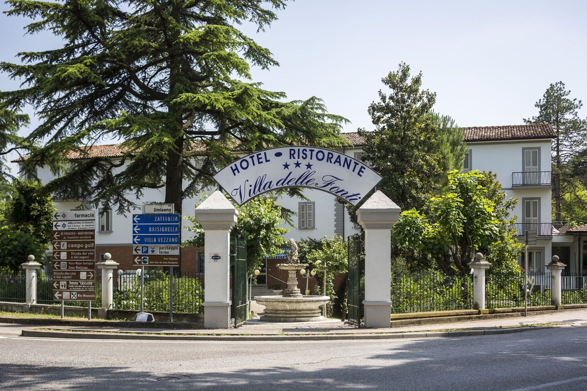 Hotel Villa Delle Fonti Ріоло-Терме Екстер'єр фото